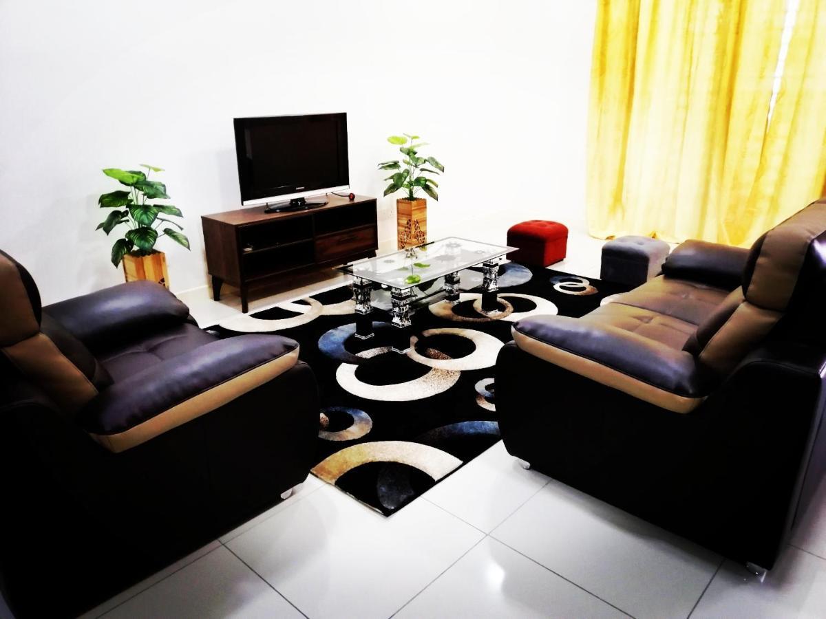 A&D Home-Stay @Kota Warisan, Sepang Exterior foto